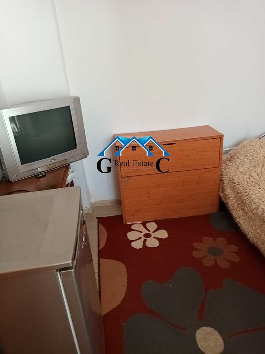 Дава се под наем Етаж от къща в Варна, Трошево - 12 кв.м за 153 € - Снимка #2