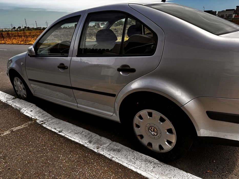 VOLKSWAGEN Bora 2004 — imagine 4