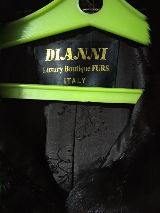 Продам норковую шубу