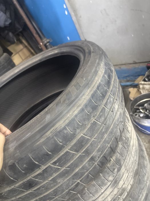продам резину стояла камри 70