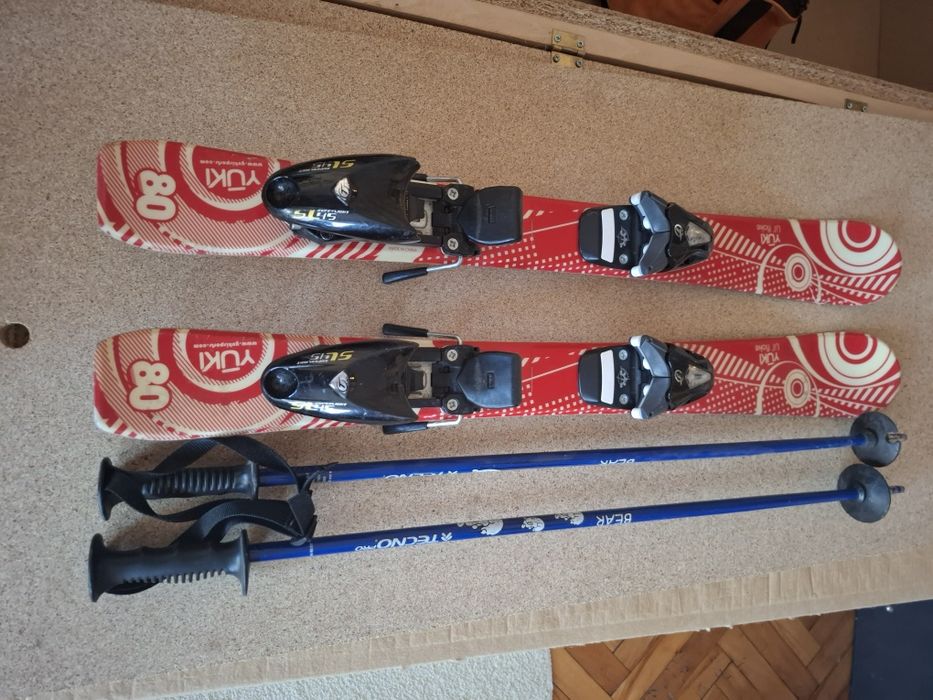 Детски ски комплект- обувки, ски, каска , щеки