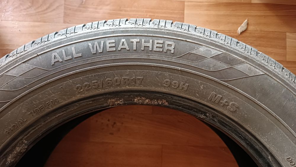 Продам шины летние 225/60 R17
