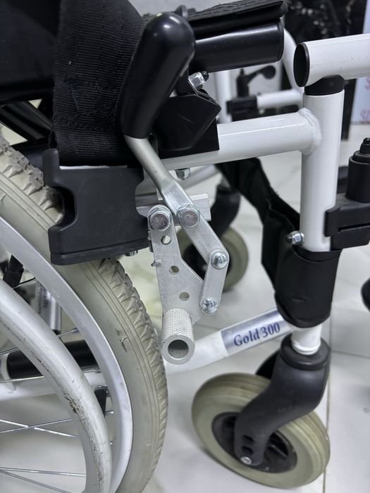 Инвалидная коляска