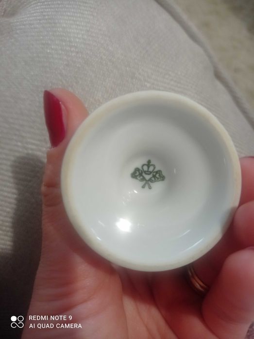 Suport din portelan pentru ou,marca Rossler