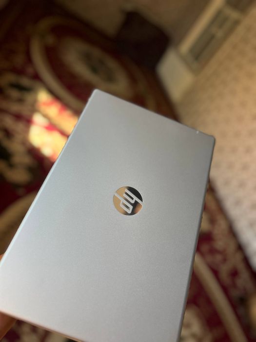 Hp laptop 15 notebook yangi