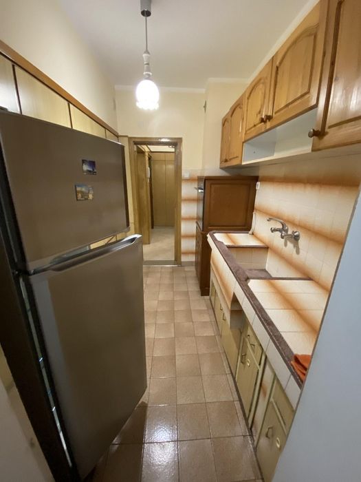 Дава се под наем Тристаен апартамент в Пловдив, Център - 80 кв.м за 510 € - Снимка #3