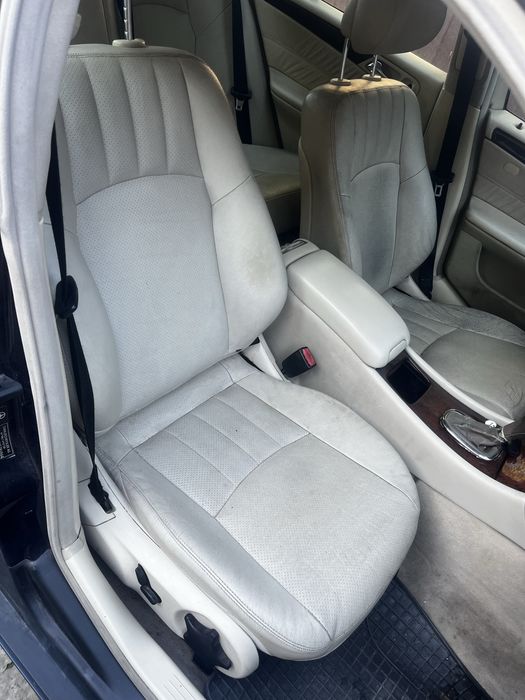 MERCEDES-BENZ C-Class 0 — imagine 4