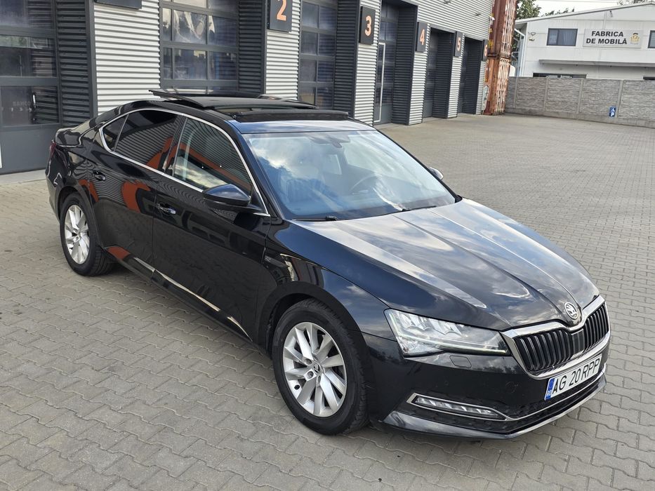 Skoda Superb 2.0 Diesel DSG 2020 full led, key less entry,go,distronic