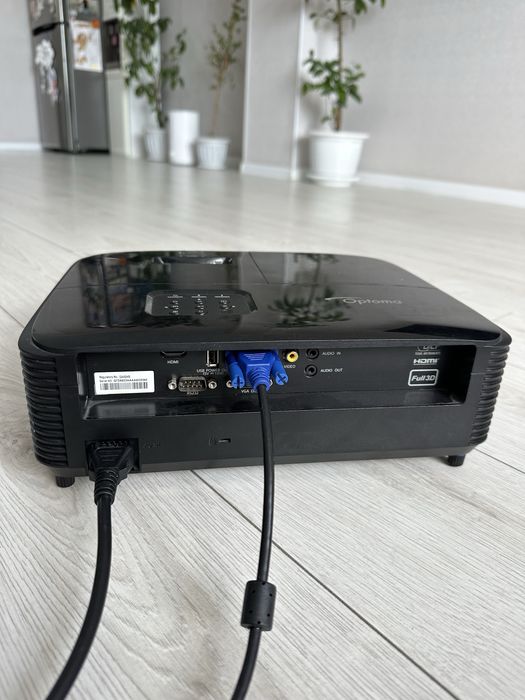 Проектор Optoma