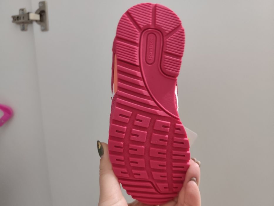 Новая детская обувь Reebok