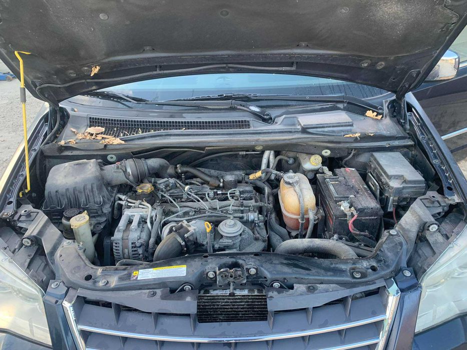 Chrysler Voyager 2,8 CRD
Само на части
