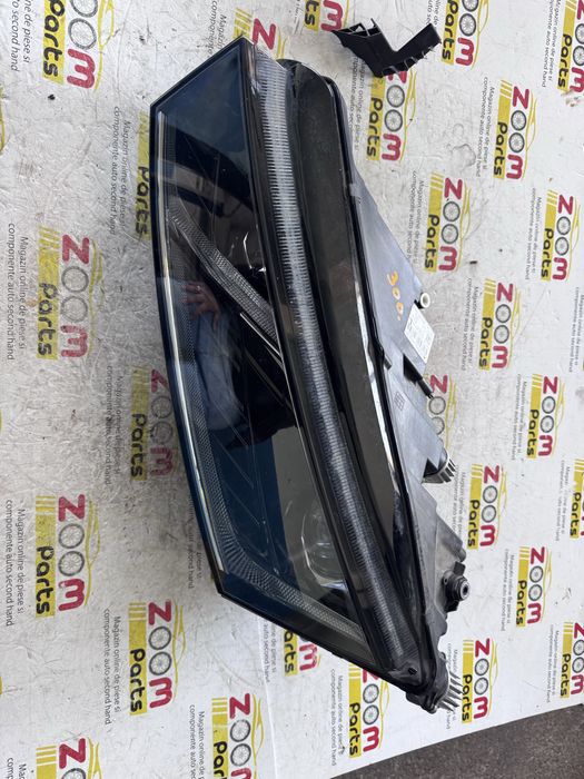 Far stanga full LED Skoda Octavia 4 2020-2025