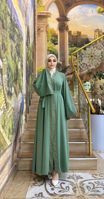 Assal Abaya / Koʻylak