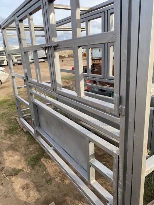 Раскол для КРС (фиксационный станок)