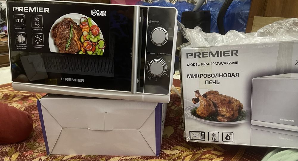 Premier mikrovolnovka