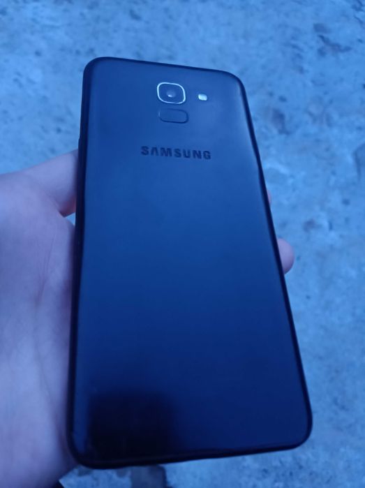 Samsung Galaxy J6 3/32