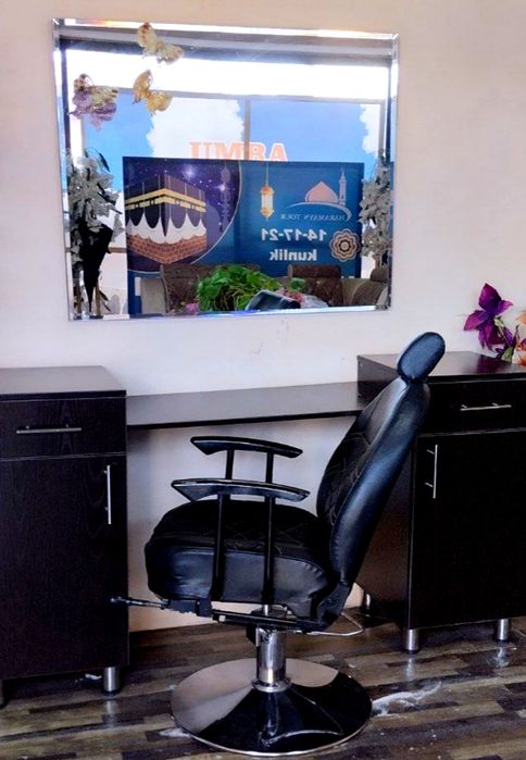 Аёллар Салони ва Сартарошхона учун комплект мебел сотилади