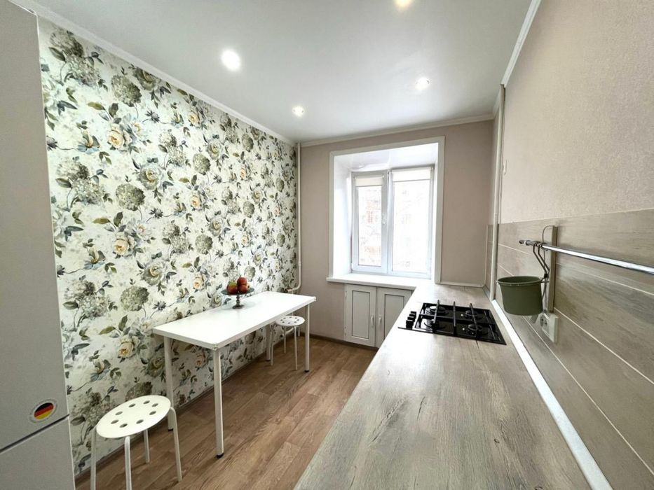 продам 3 комнатную квартиру