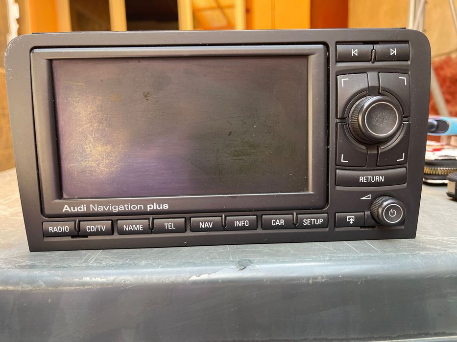 Navigație originală Audi A3 8P RNS-E Navigation Plus cod 8P0035192A