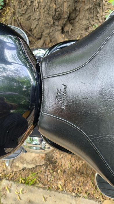 Șei șa Mustang cu backrest reglabil Kawasaki Vulcan VN 2000