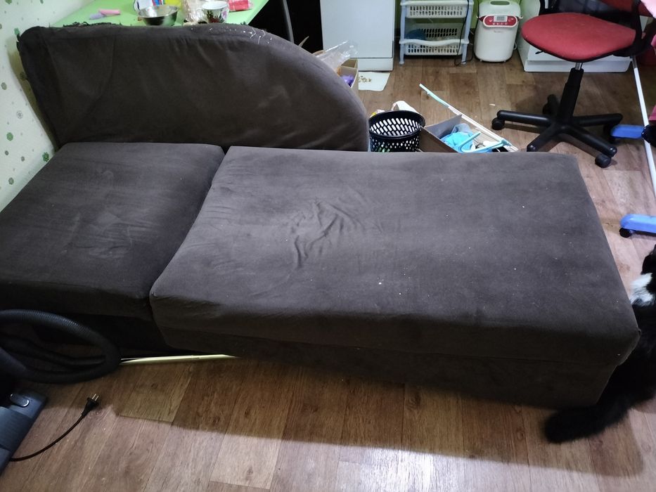 Диван односпальный