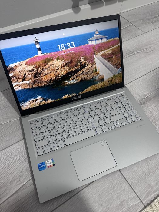 Ноутбук ASUS VIVO book