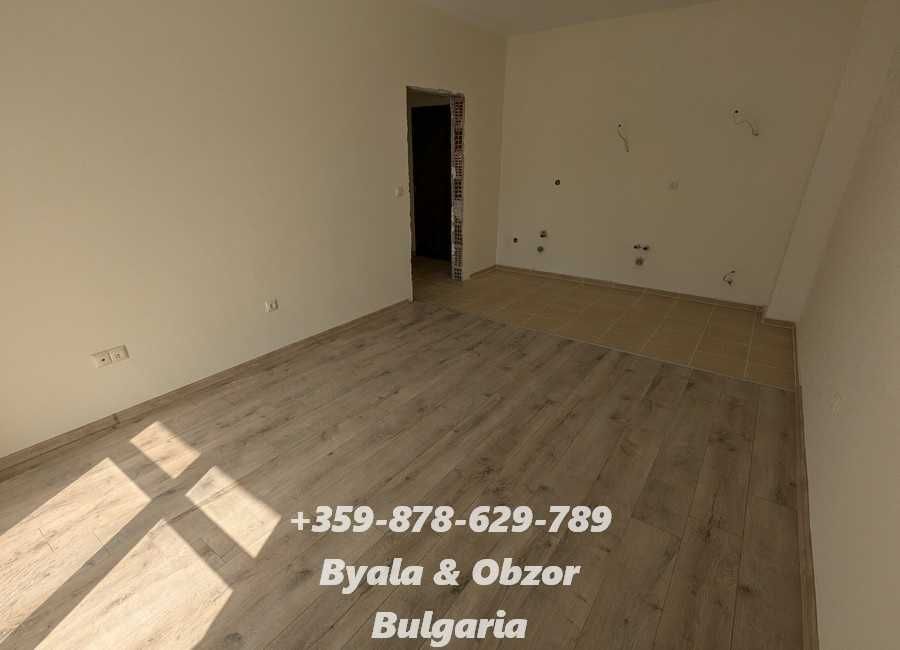 Продава се Двустаен апартамент в Бяла - 54 кв.м за 1073 €/кв.м - Снимка #7