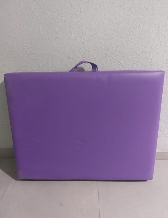 Продам срочно кушетки