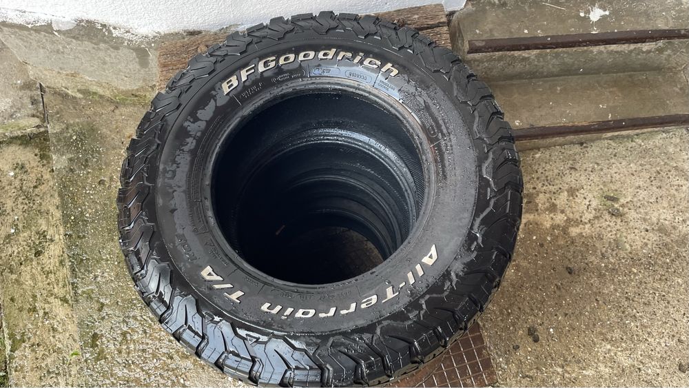 Anvelope BF Goodrich 285/70/R17