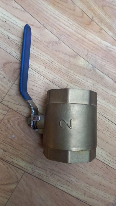 Продаю краны диаметр 50