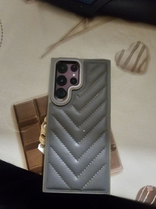 Продам Samsung s22 ultra