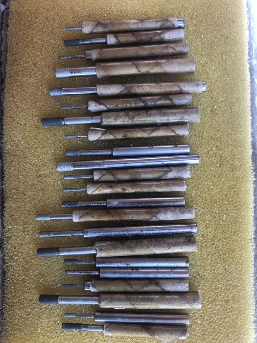 Pietre polizor (noi) tehnica dentara