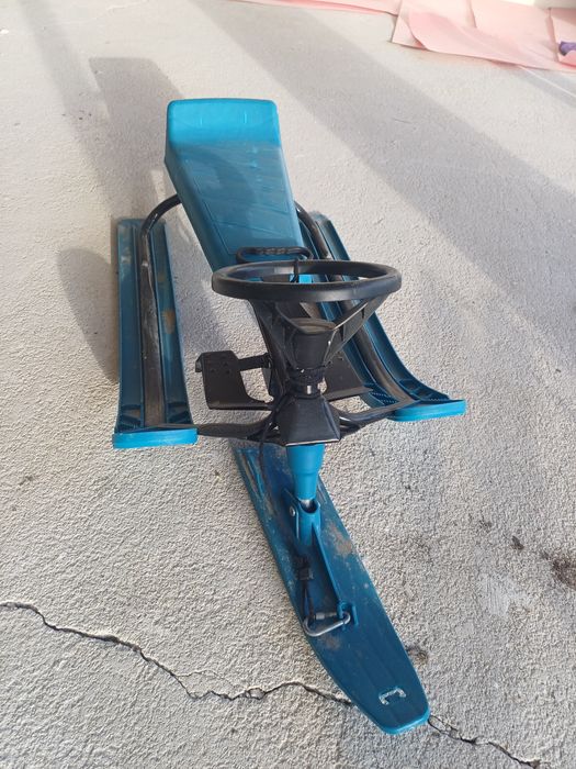 Шейна с волан и спирачка