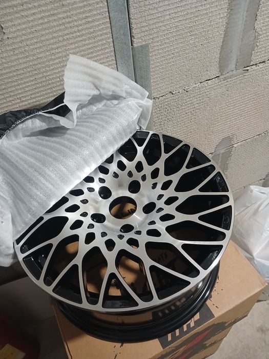 Диски автомобильные r16