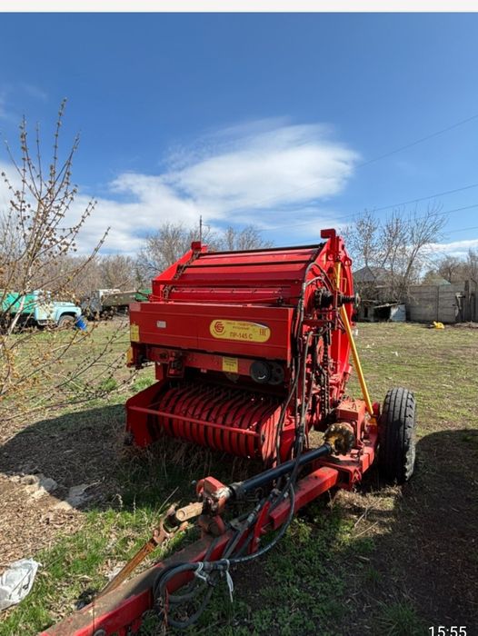 Продам пресс подборщик.