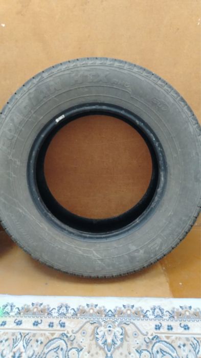 Продам летние шины Nexen 265/65 R17