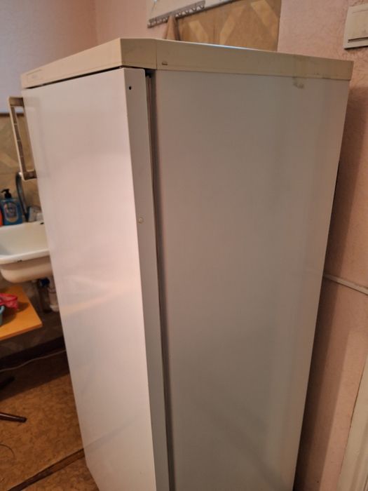 Холодильник Radiola