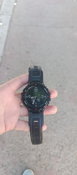 Продам часы смарт Amazfit T-Rex smart soati