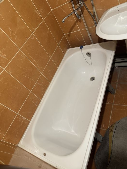 Ванна продается.