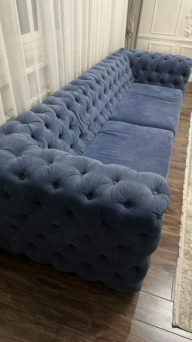 Продам диван для гостинной