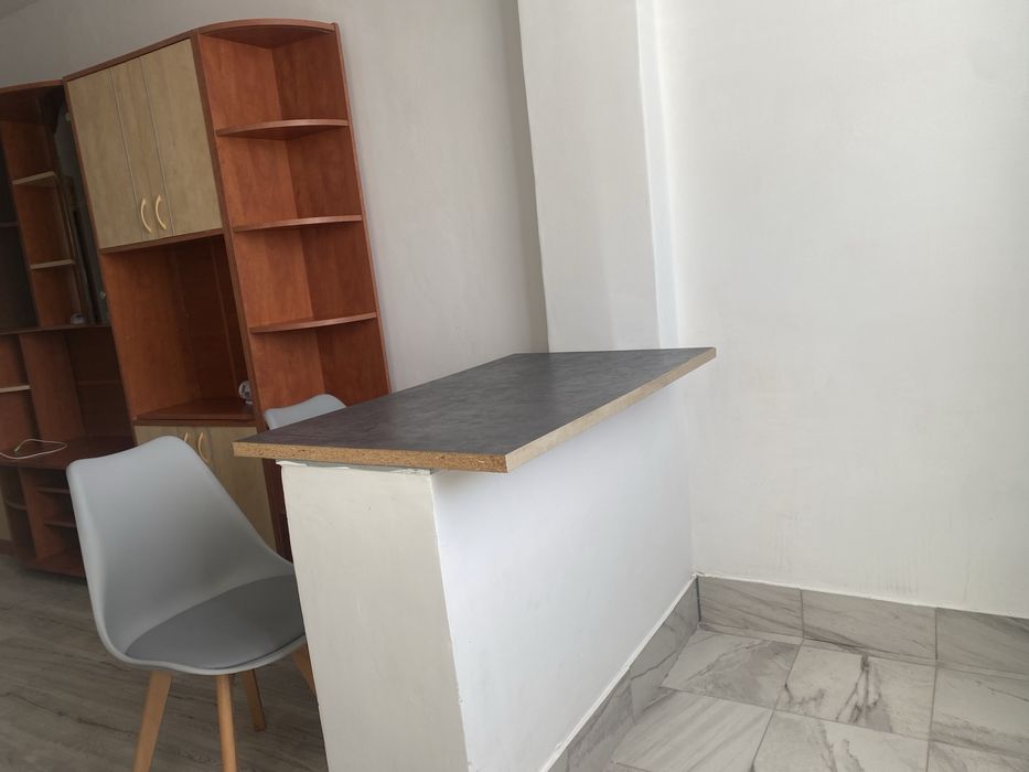 De închiriat garsonieră