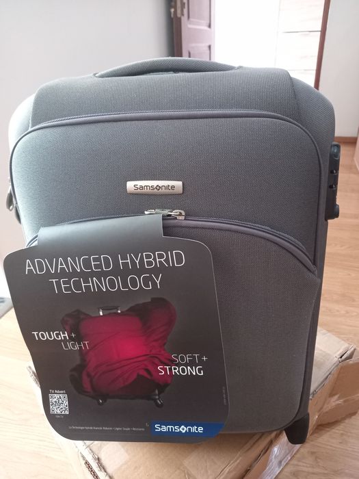 Troler Samsonite Upright.   59x37x20. Nou