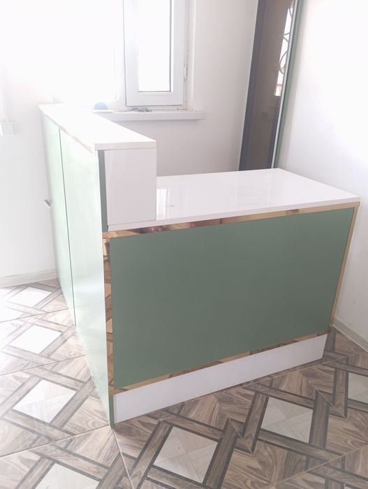 Ресепшн маленький