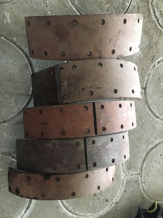 Продам тормозные колодки