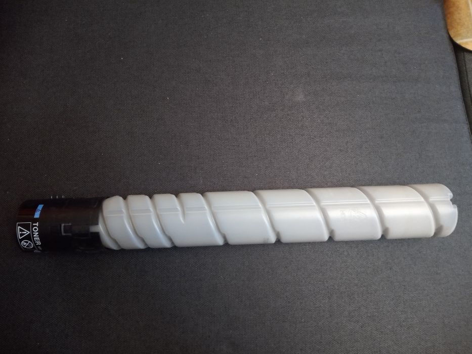 Празни тонер касети TN 323 /A87M050/