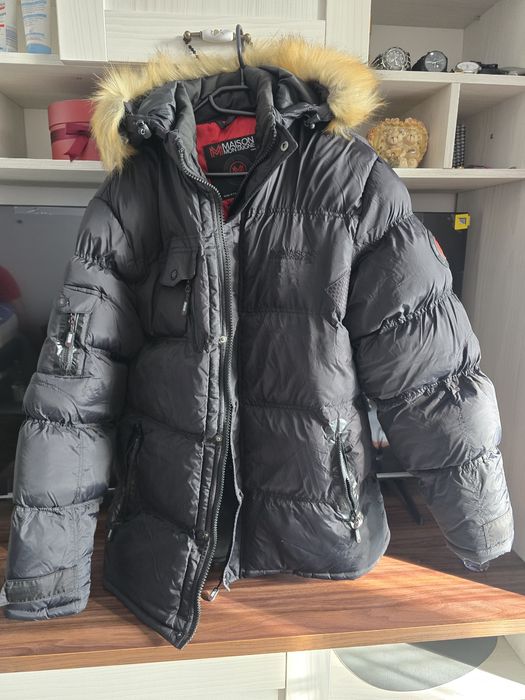 Vand geaca de iarna  Mainson Montaigne Paris