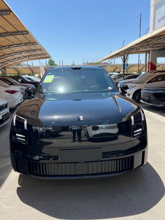 Lynk &  co 900. Ultira.