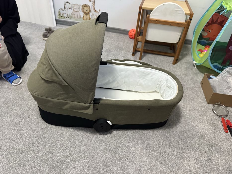 Детска количка Cybex тъмно зелена