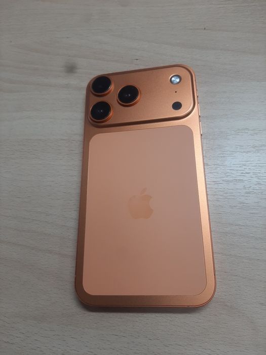 Iphone 11 .iPhone 17 pro. 128gb