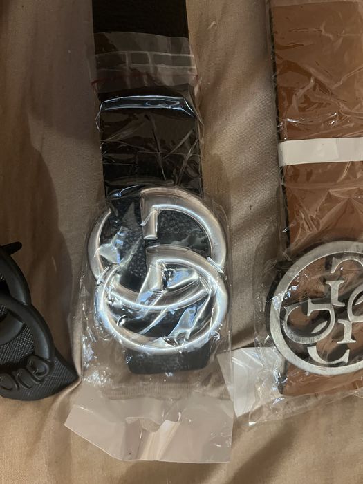 Мъжки колани на различни марки